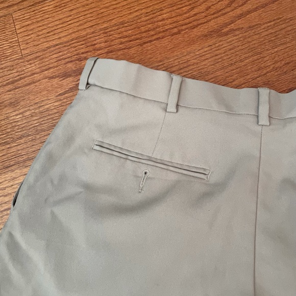 PGA Tour Khaki Shorts - Picture 6 of 7